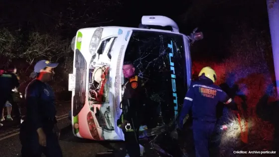 Una menor muerta y 25 heridos en accidente de autobús de grupo de danza en Tubará, Atlántico