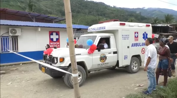 Gobierno considera «golpe a la institucionalidad» donación de una ambulancia y un puesto de salud por parte de las disidencias de las Farc