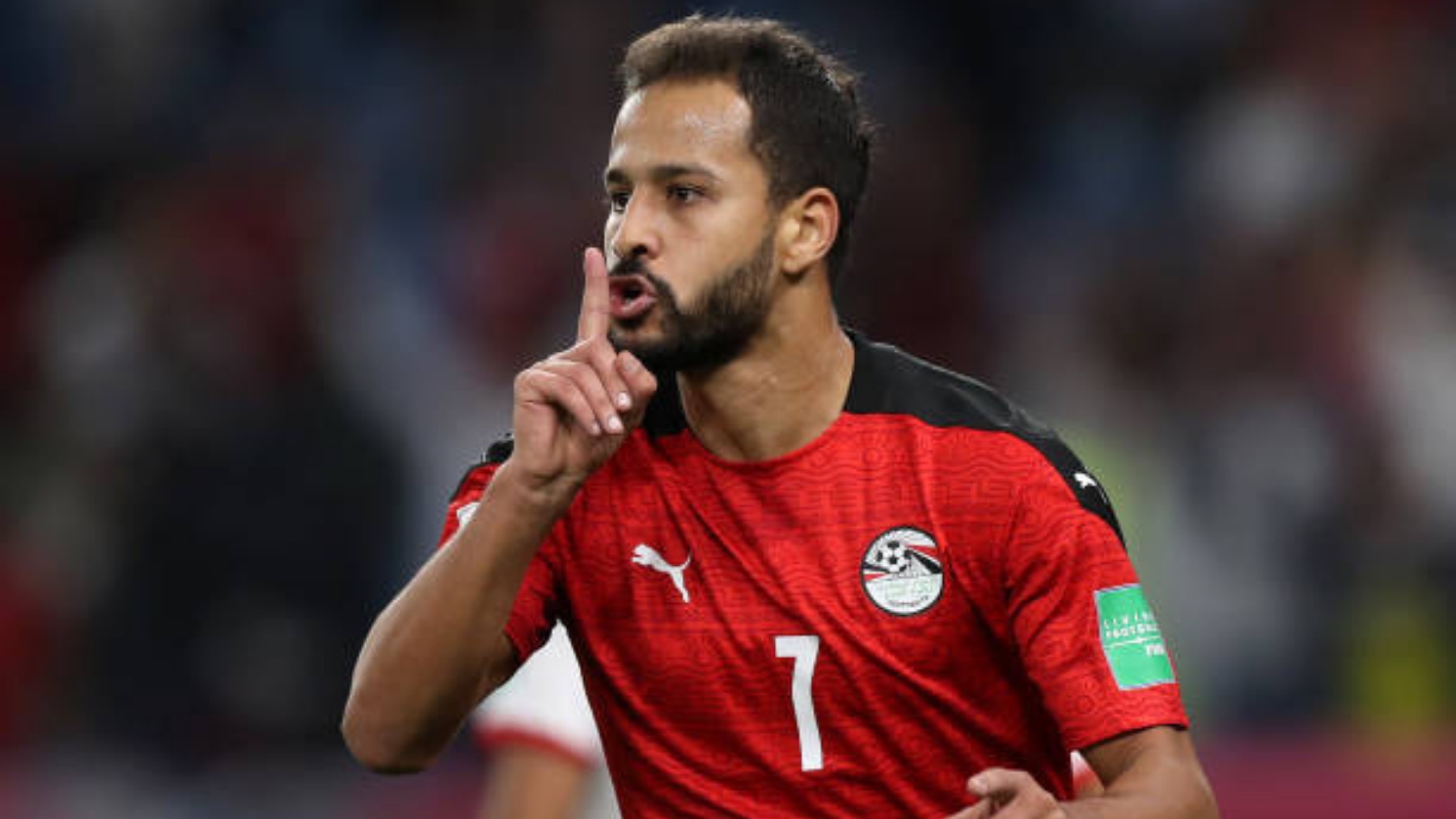 Futbolista egipcio sufre infarto en medio de un partido