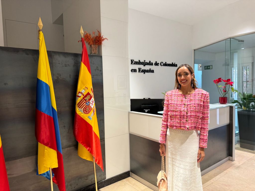 La Reina del Carnaval de Barranquilla 2024 fue recibida por la Embajada de Colombia en España