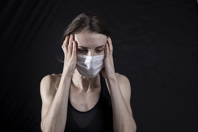 Niebla mental: detectan su causa en los pacientes con Covid persistente