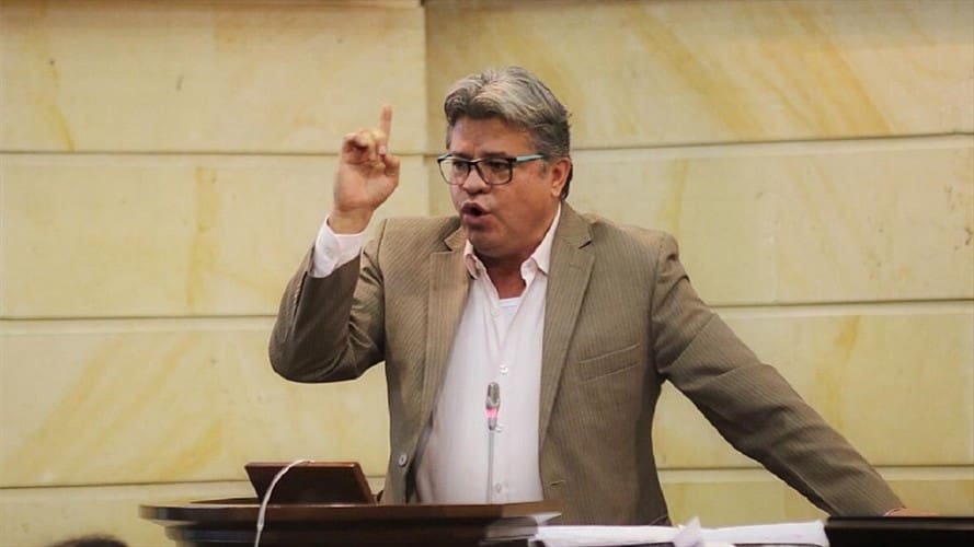 Denuncia penal del Partido Centro Democrático contra el senador Wilson Arias por presunto delito de instigación a delinquir ante la Corte Suprema de Justicia