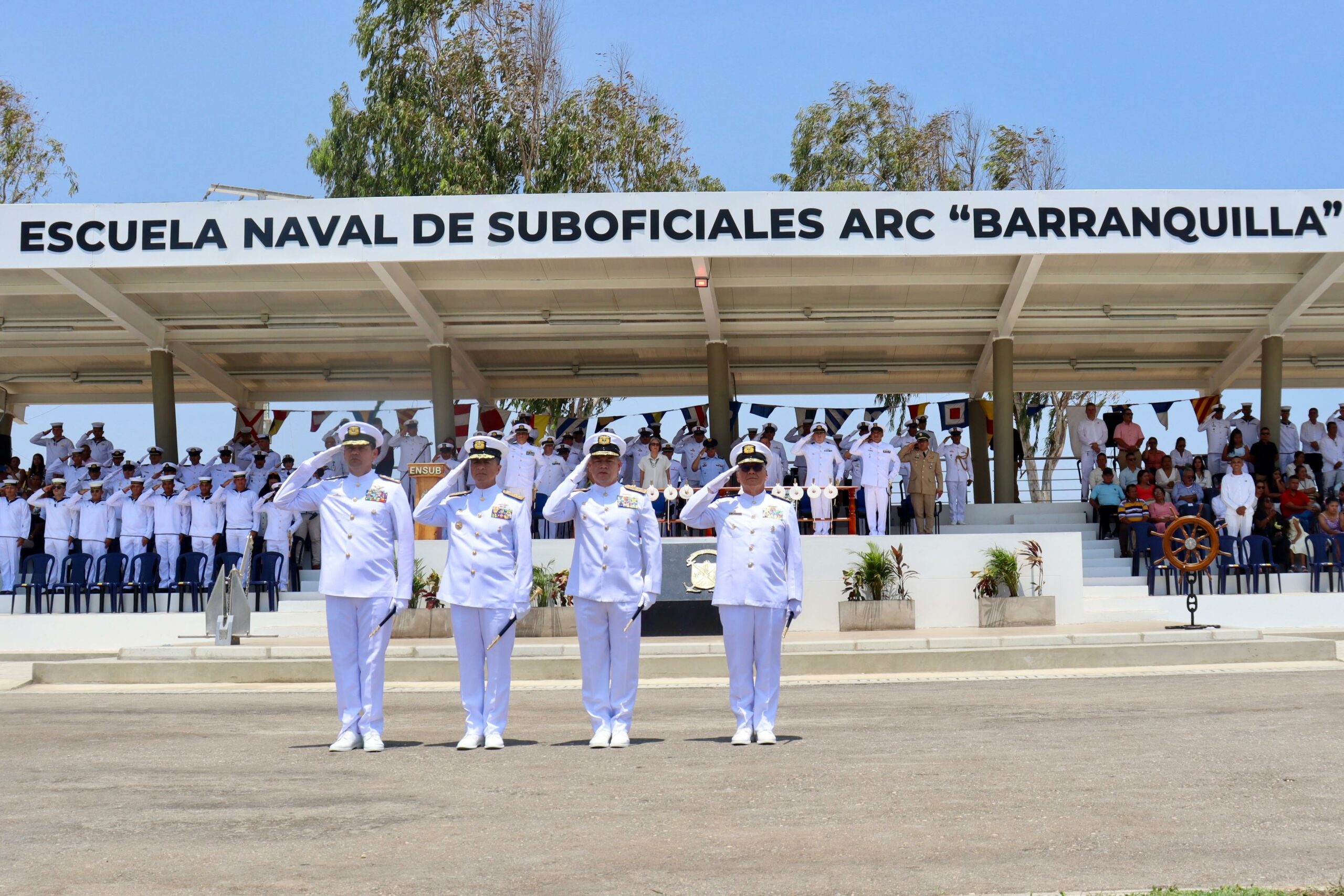 Armada de Colombia tomó juramento de 178 jóvenes colombianos que se forman para defender la patria