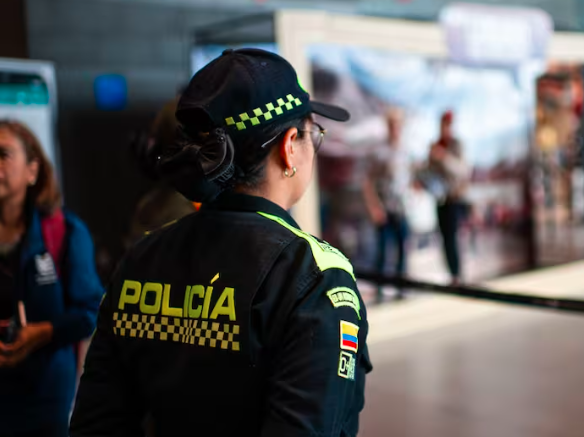 Coronel de la Policía Nancy Liliana Medina es acusada de apropiarse de viáticos de la Presidencia