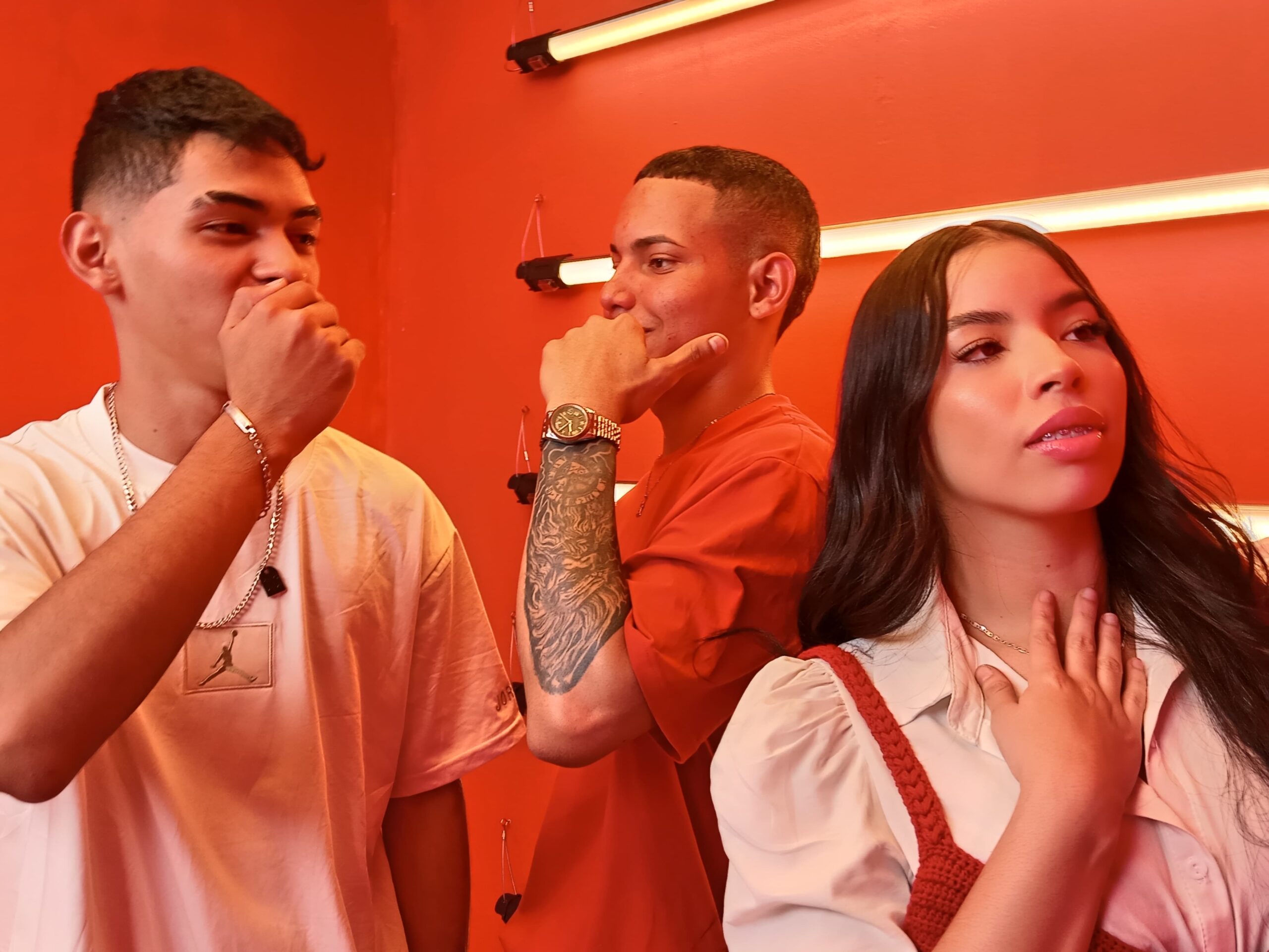 ¡Qué temazo! Azetta y Bad Boy lanzan su más reciente sencillo ‘Paisita’ La canción que revoluciona las redes sociales.