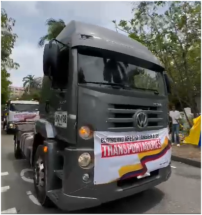 Empresas de transporte de carga se sumaron a la multitudinaria manifestación en Barranquilla