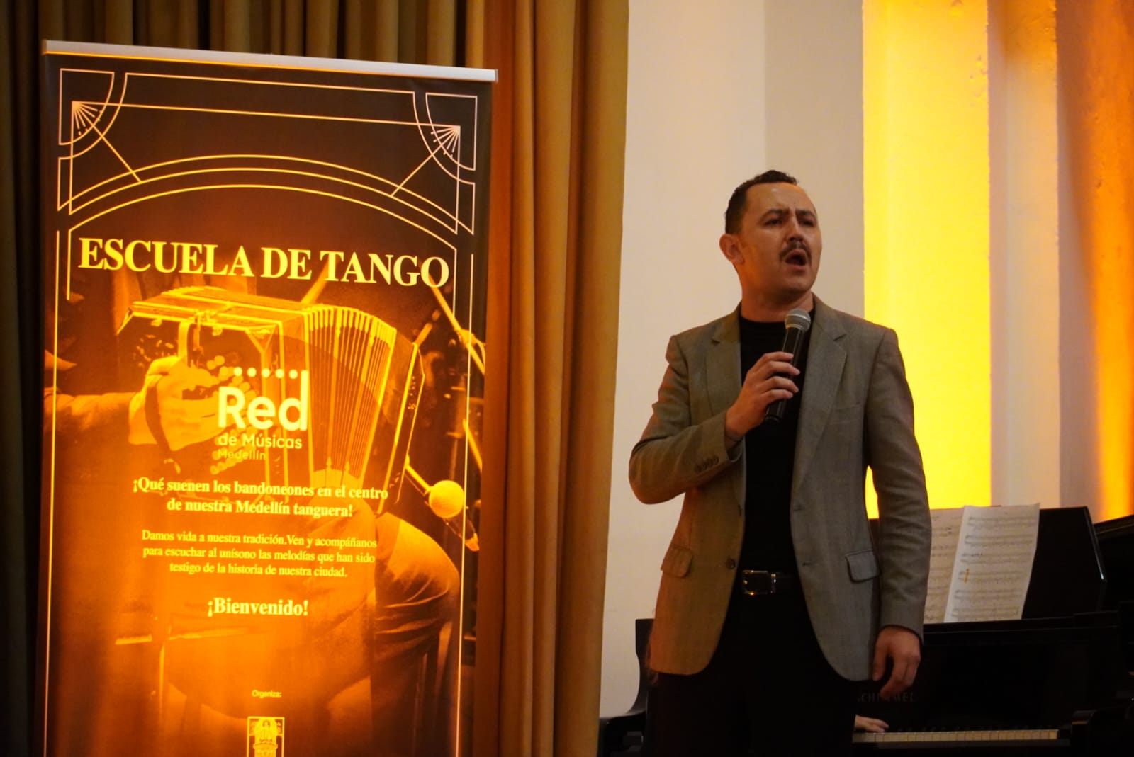 Medellín abre la primera escuela de música de tango pública del país