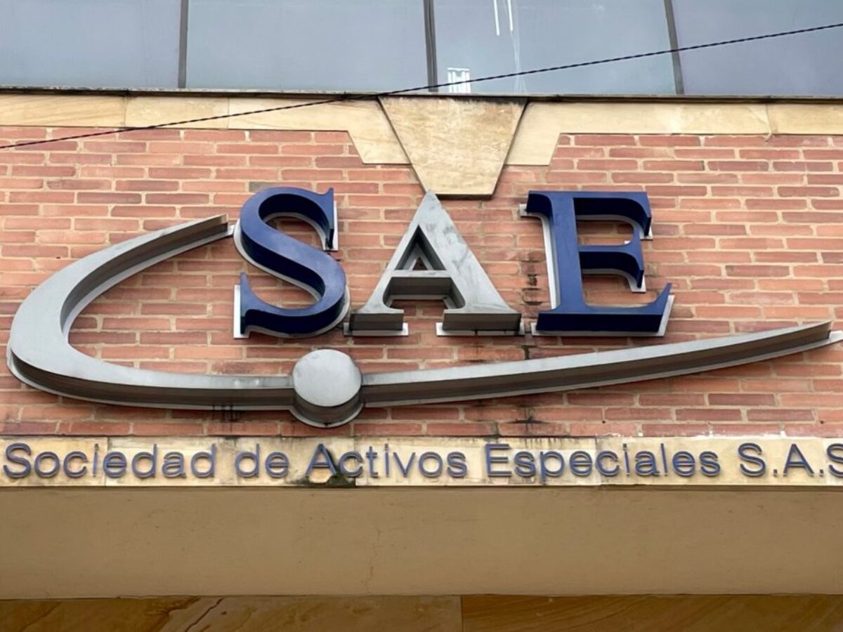 SAE ratifica la donación de 69 propiedades a 12 instituciones educativas en todo el país