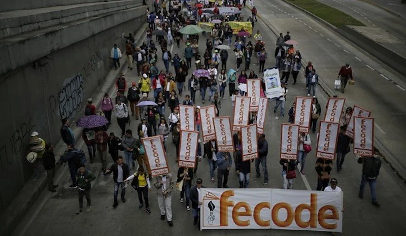 Sector Educativo en Colombia Anuncia Paro Nacional por Incumplimientos del Ministerio de Educación