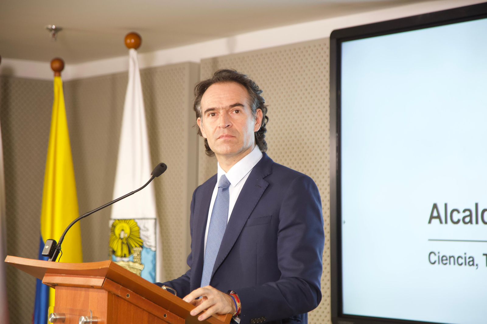 Federico Gutiérrez revela indicios de corrupción en Afinia durante la administración de Daniel Quintero