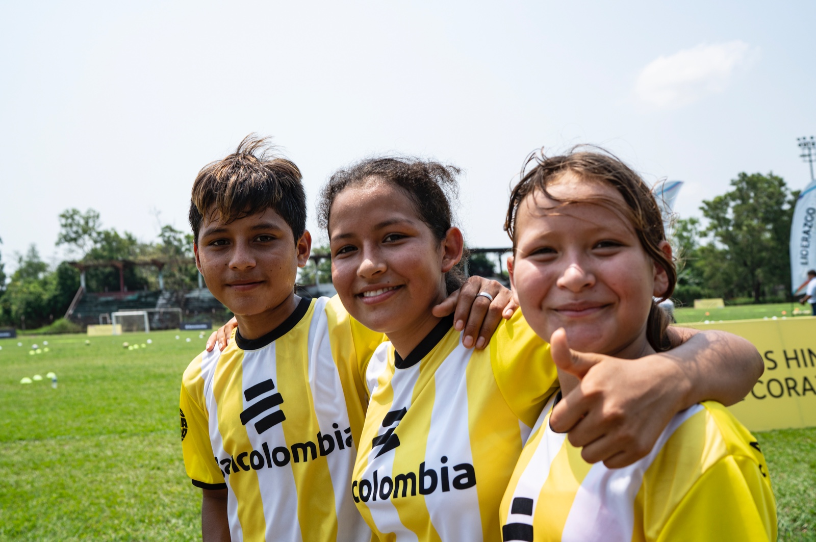 1.200 niños y jóvenes del Atlántico se beneficiaron este año con los Campamentos de Fútbol de Bancolombia