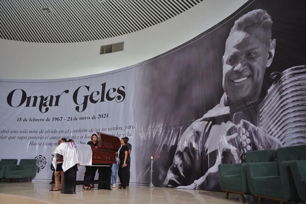 Omar Geles recibe último adiós en emotiva ceremonia en la Biblioteca Departamental