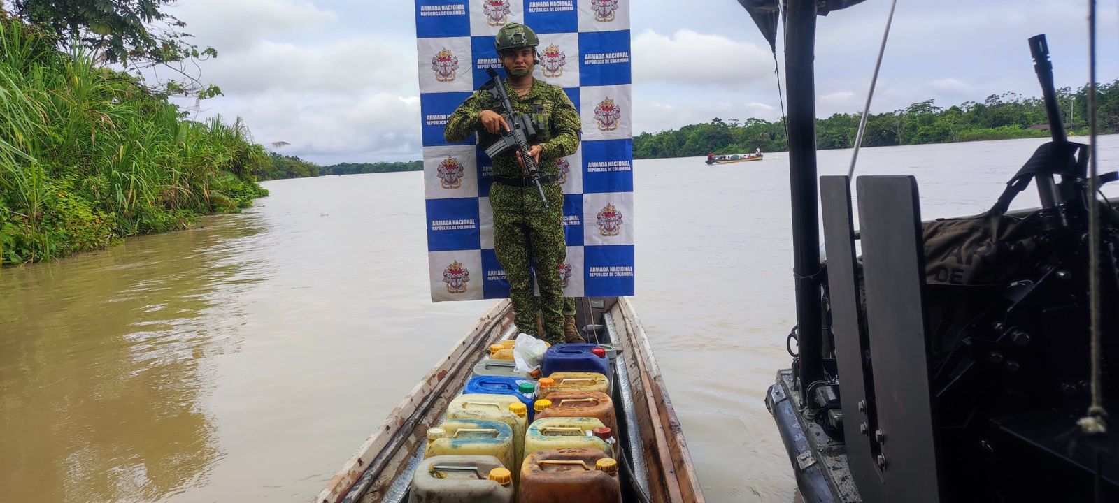 “Se incautaron insumos usados para el procesamiento de sustancias ilícitas” Armada de Colombia