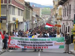Protesta de Docentes en Nariño Obliga al Cierre de la Frontera con Ecuador
