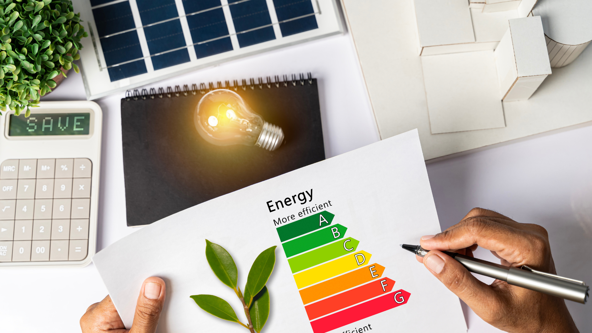 Cuatro aspectos clave para el uso eficiente de energía en oficinas