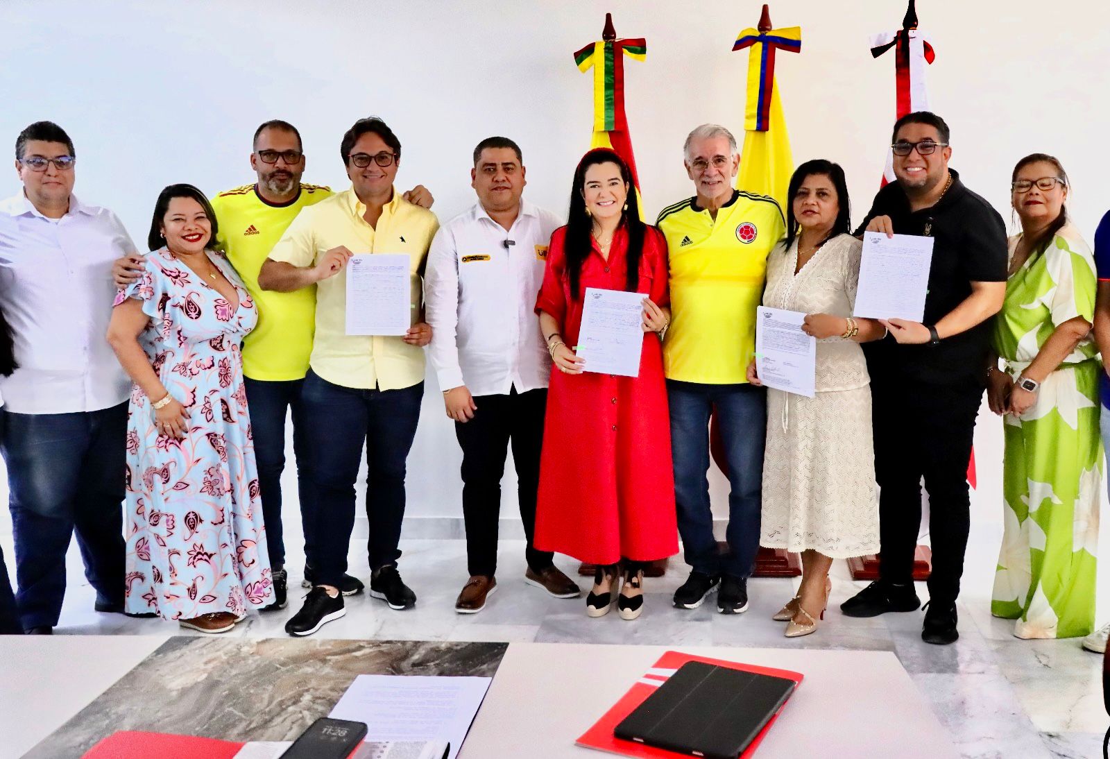 Gobernación del Atlántico e Institución Universitaria de Barranquilla lanzan programa de becas para jóvenes