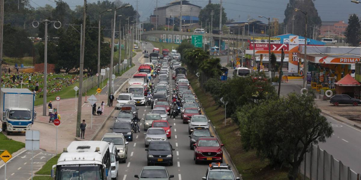 Impuesto vehicular en Bogotá: plazo y descuentos para el pago en 2025