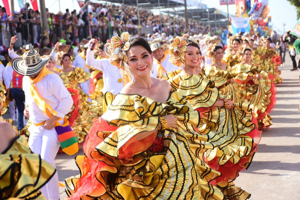 El Carnaval de Barranquilla llena de cultura y alegría el partido Colombia-Ecuador