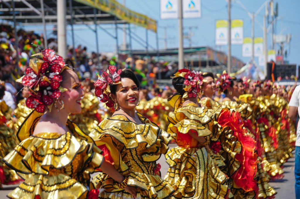 Carnaval de Barranquilla lleva su alegría a las Fiestas de Cartagena