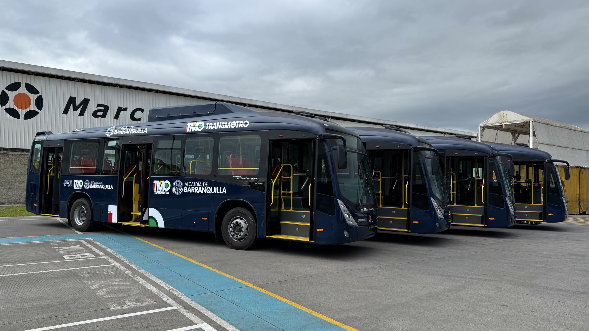 Alcalde Char anuncia la llegada de nueva flota de buses para mejorar el servicio de Transmetro