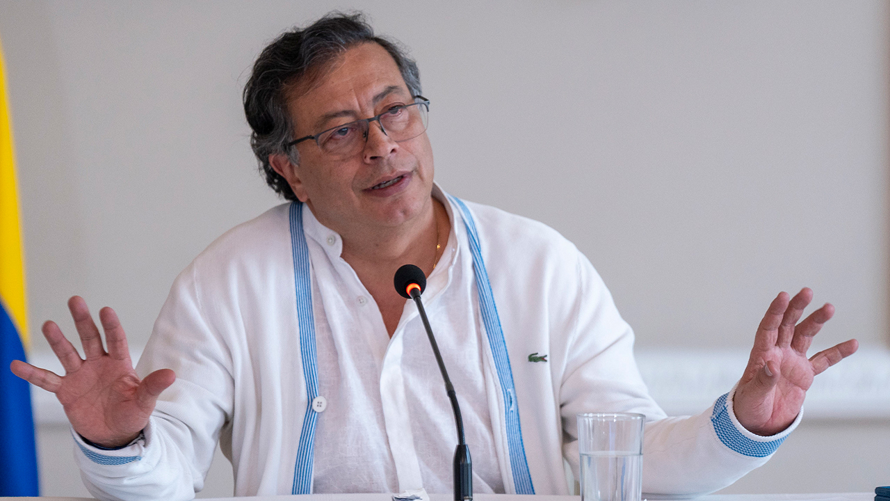 Gustavo Petro anuncia nueva reforma tributaria tras caída de la ley de financiamiento