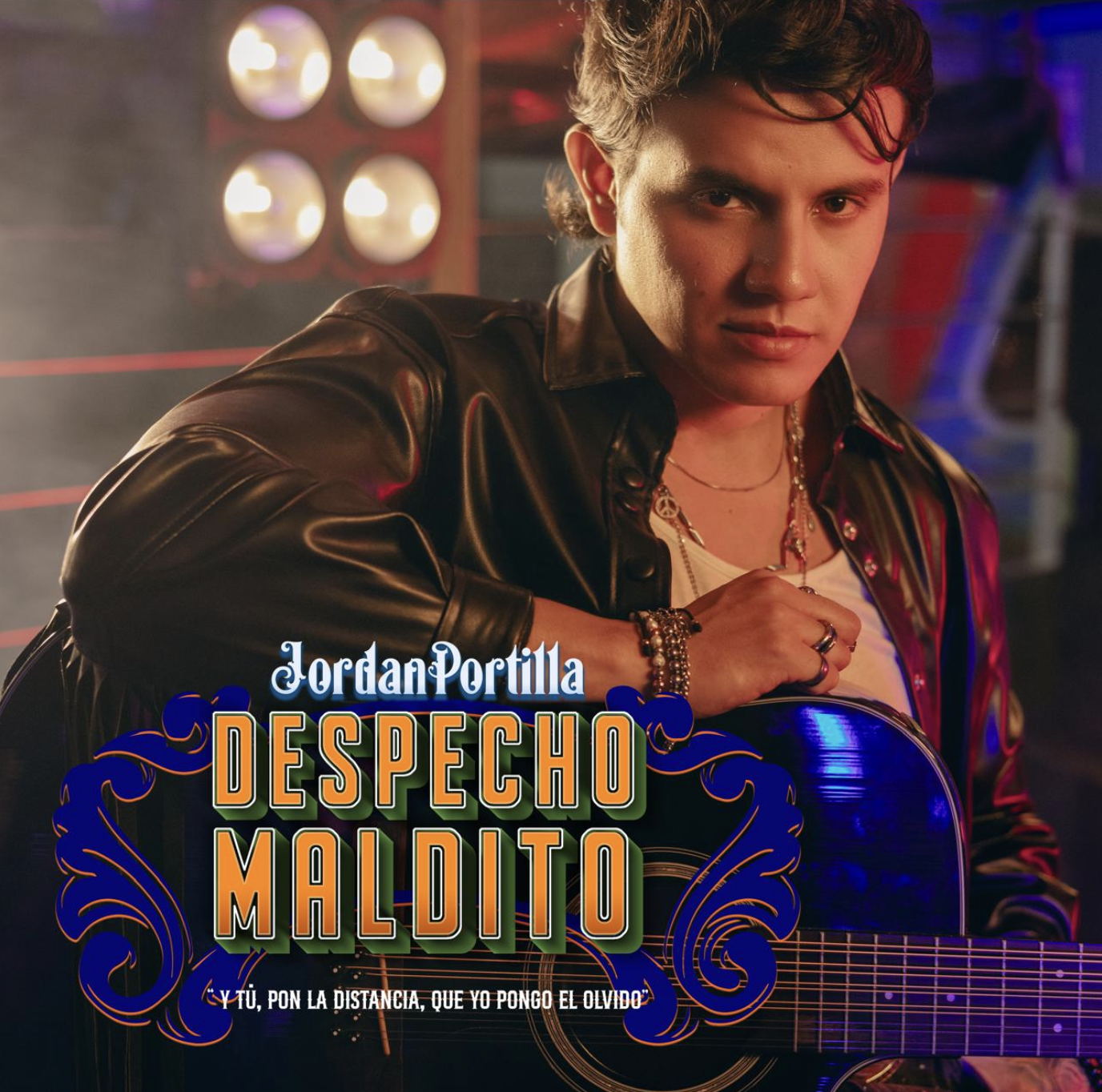 Jordan Portilla Lanza “Maldito Despecho” y presenta su nuevo video musical en una icónica chiva colombiana