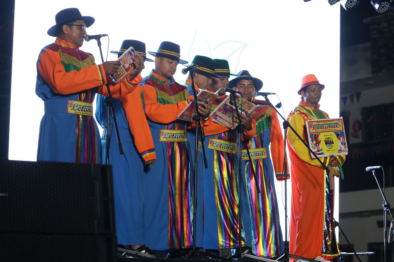 Festival de Letanías 2025: la tradición oral brilló con humor y picardía en Barrio Abajo