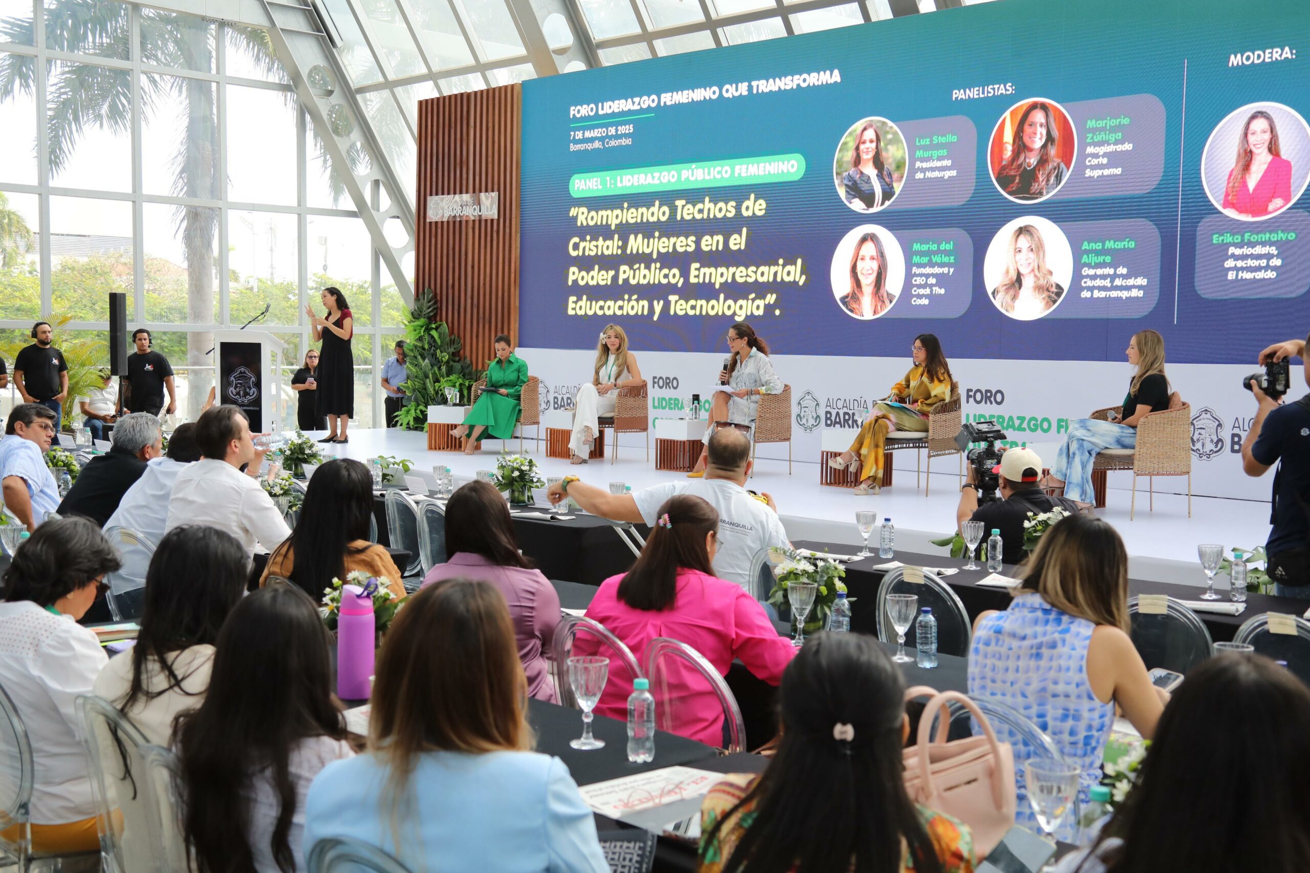 Barranquilla reconoce a mil mujeres víctimas del conflicto en el Encuentro Nacional de Lideresas