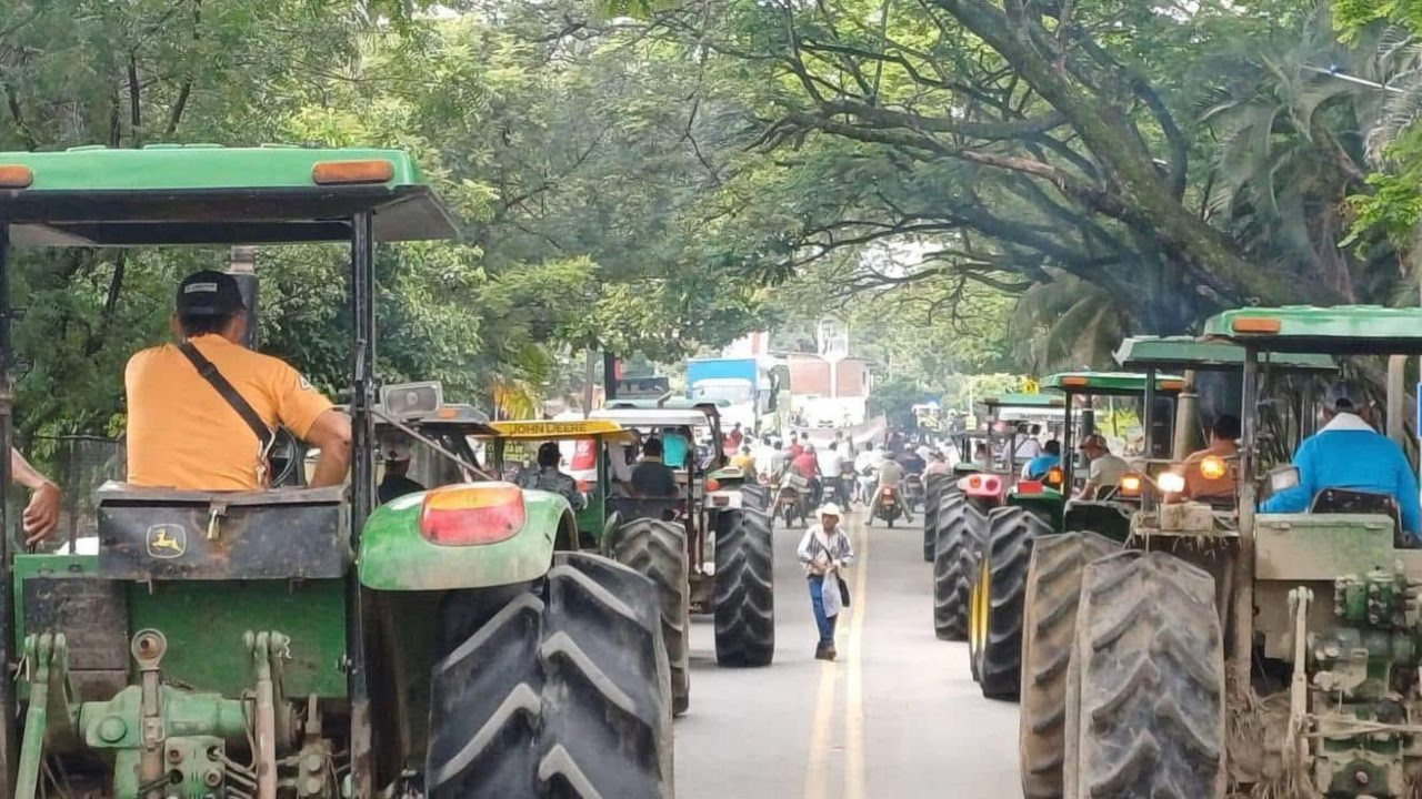 Crisis arrocera: Petro cancela reunión y agricultores mantienen protestas