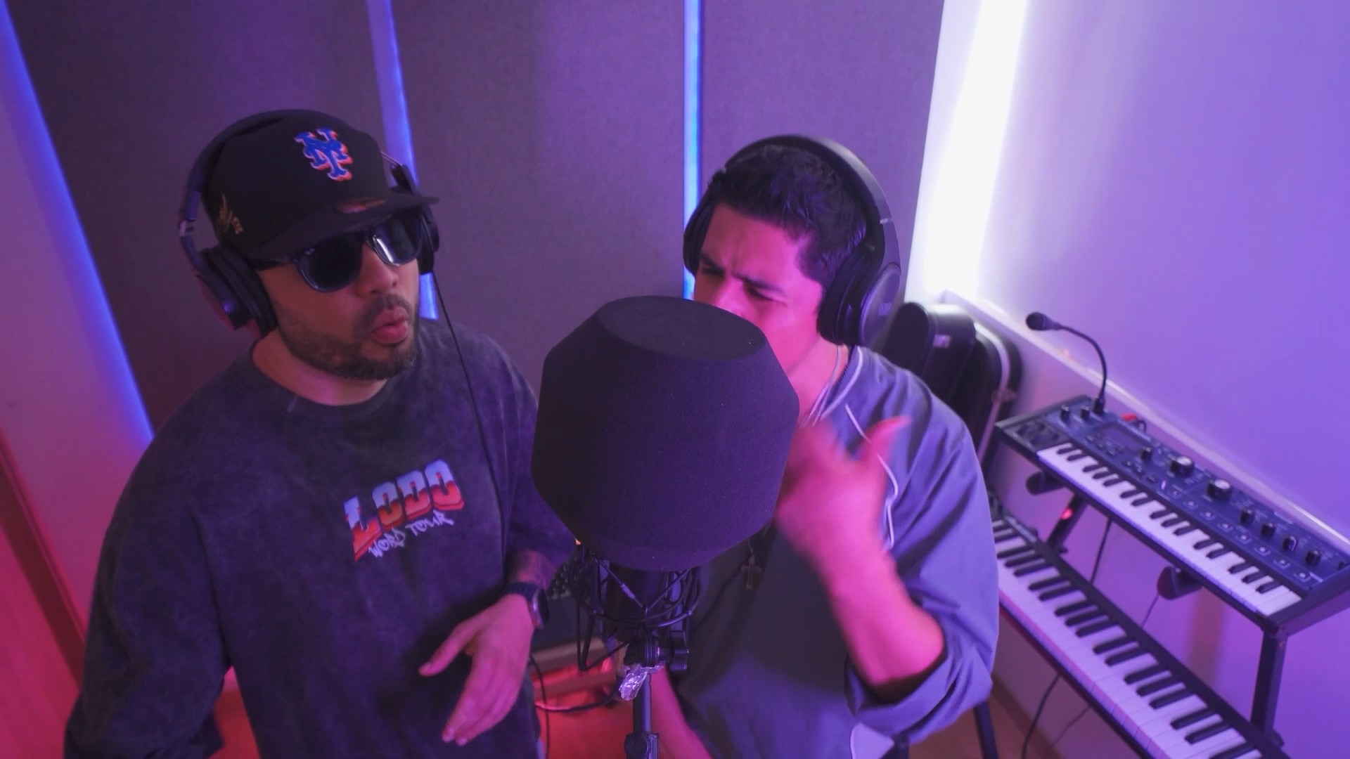 Cris Vélez y Manny Montes unen fuerzas en un poderoso mensaje musical: “Algo Bueno Viene”