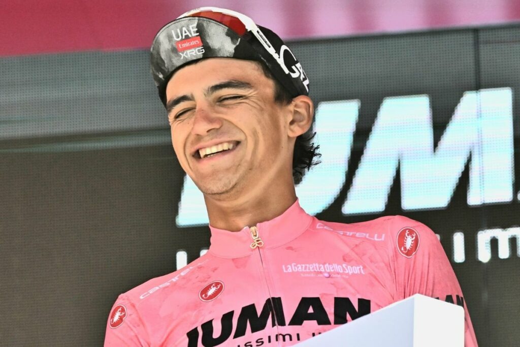 El mexicano Isaac del Toro, nuevo líder del Giro de Italia