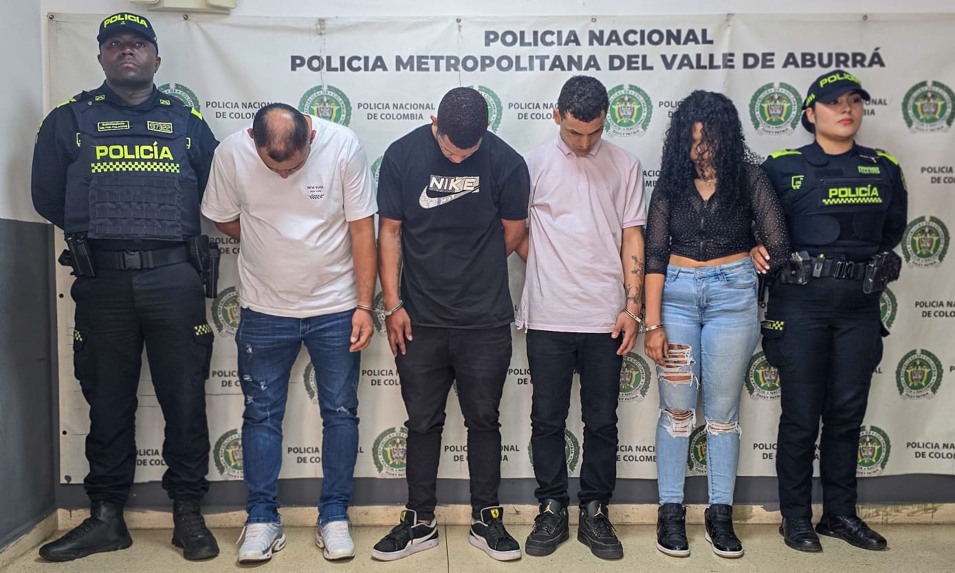 Caen integrantes de banda que robaba celulares con cuchillo en Laureles gracias al Plan Cazador 2.0