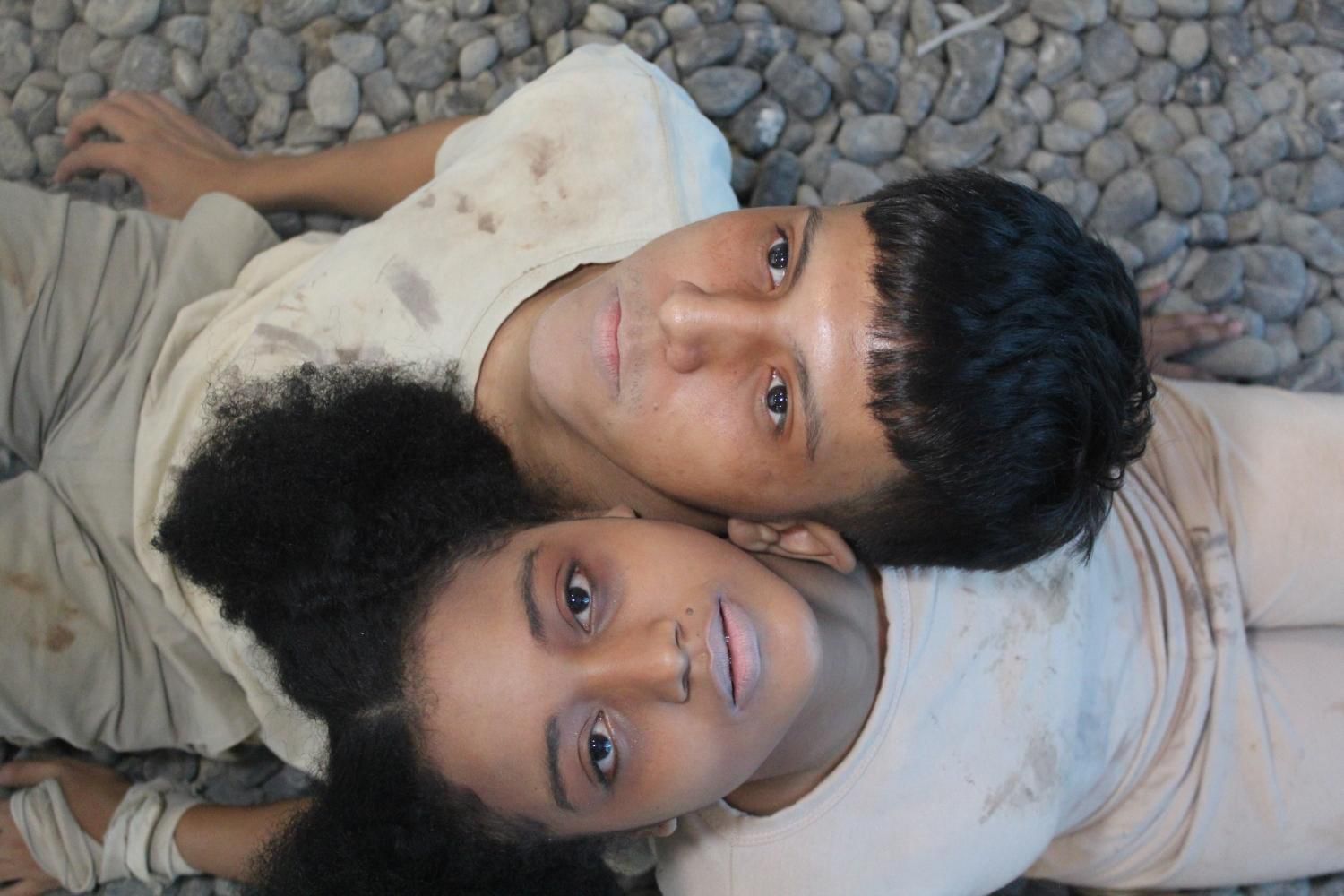Colectivo La Guarida presenta obra ‘Bajo Tierra’ en la Fábrica de Cultura como homenaje a personas refugiadas y desplazadas