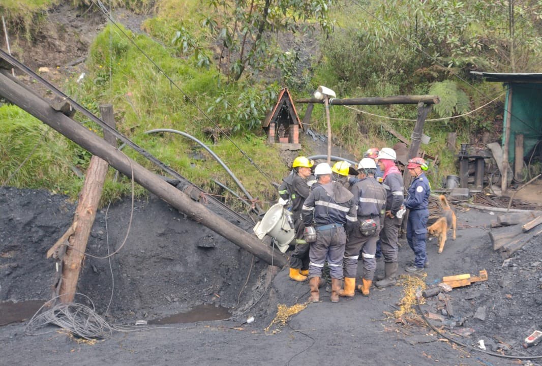 Zipaquirá de luto tras confirmarse la muerte de tres mineros atrapados en una mina ilegal
