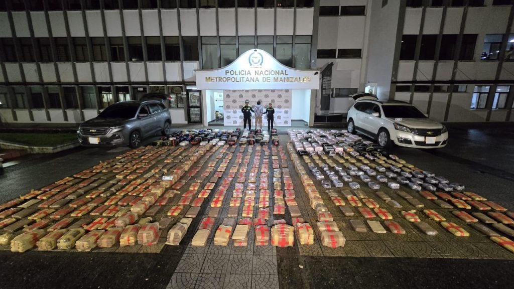 Operativos policiales en Manizales logran incautar más de una tonelada y media de marihuana y frustran su distribución en el Eje Cafetero