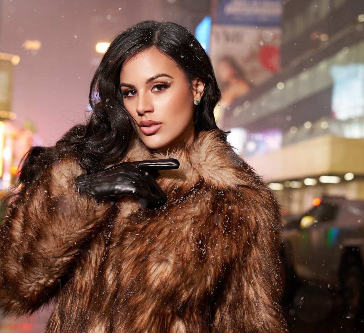 Andrea Romero Bretón deslumbra como Miss Mundo Colombia y embajadora global de la moda y el cambio social