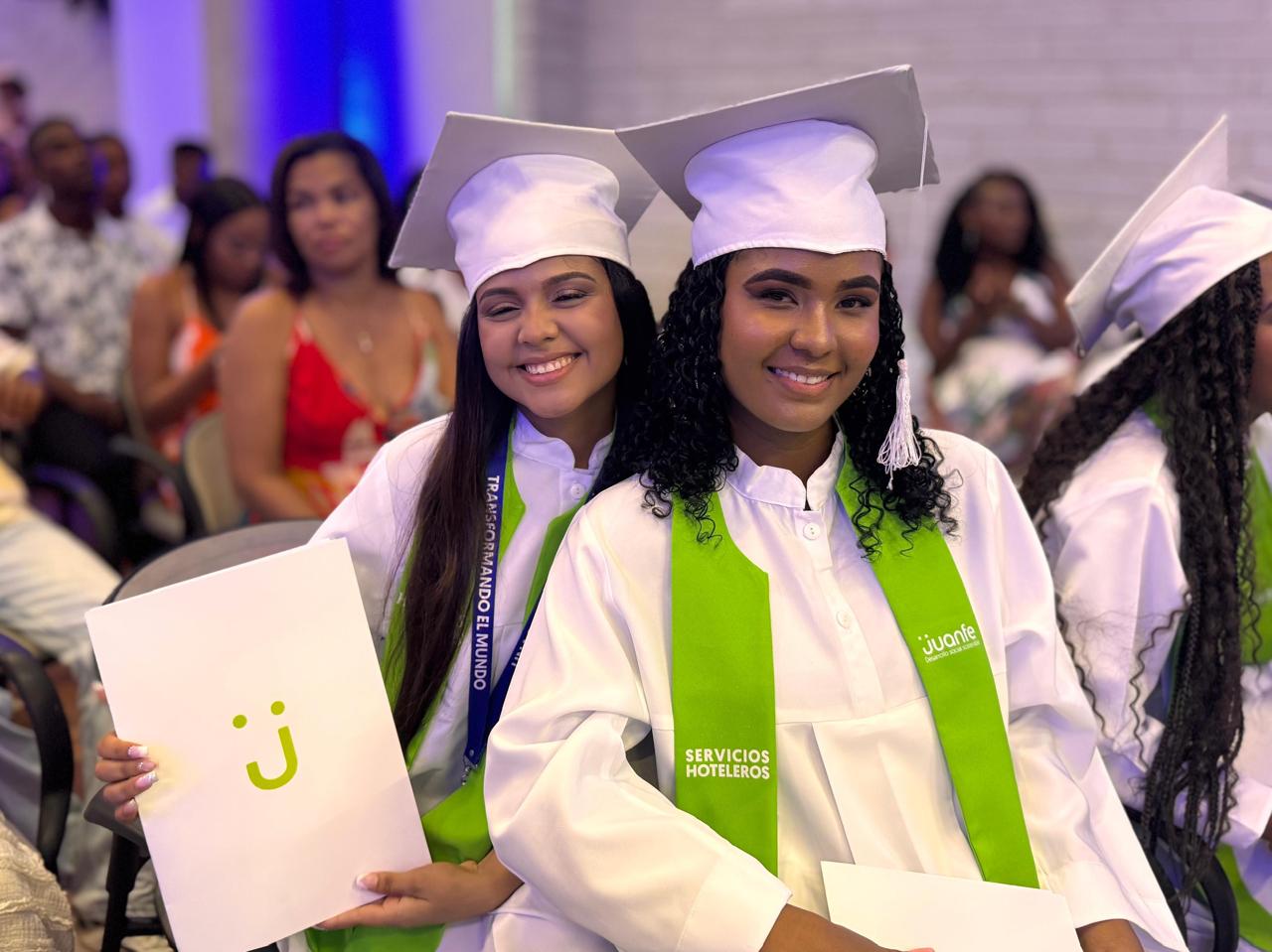 Fundación Juanfe impulsa sueños de madres jóvenes con educación técnica