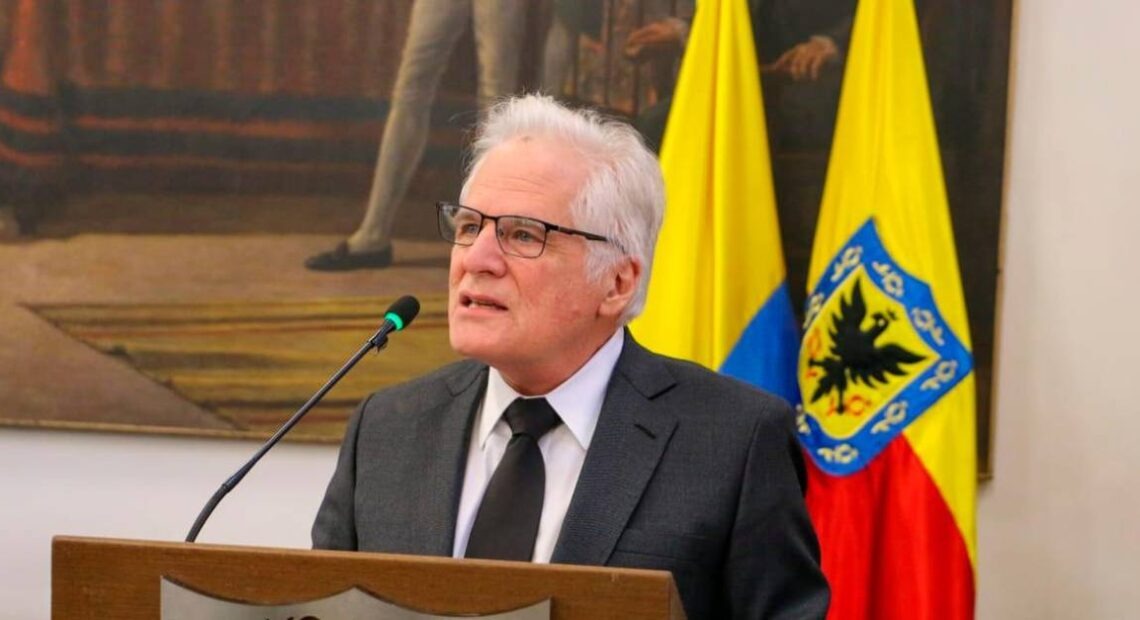 Miguel Uribe Londoño se suma como precandidato presidencial del Centro Democrático