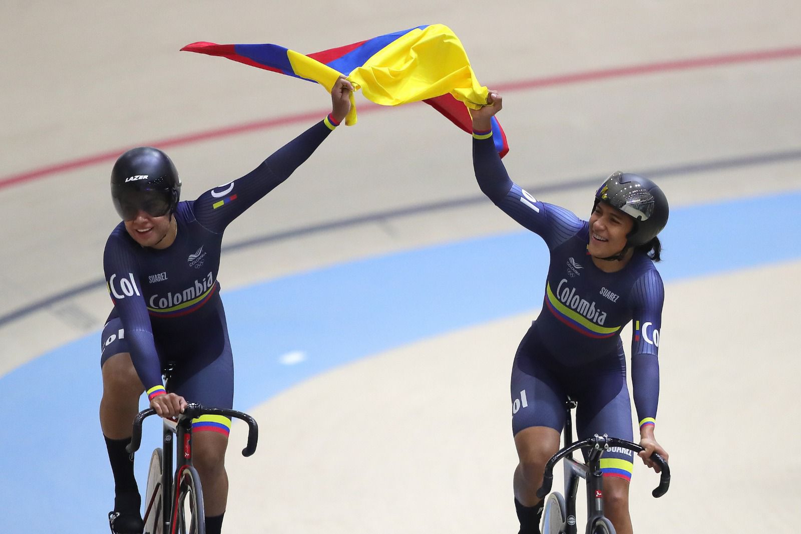 Ciclistas del Atlántico brillan en los Panamericanos Junior de Asunción con medallas de oro y plata en el cierre del ciclismo de pista