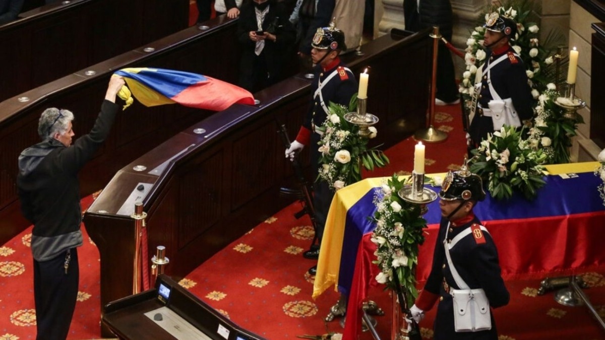 Concejo de Bogotá aprueba moción de duelo y prepara homenaje póstumo a Miguel Uribe Turbay