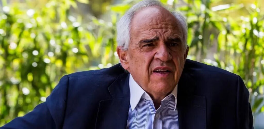 Nace el Frente Amplio en Colombia con partidos progresistas y de izquierda unidos por la paz y la justicia social
