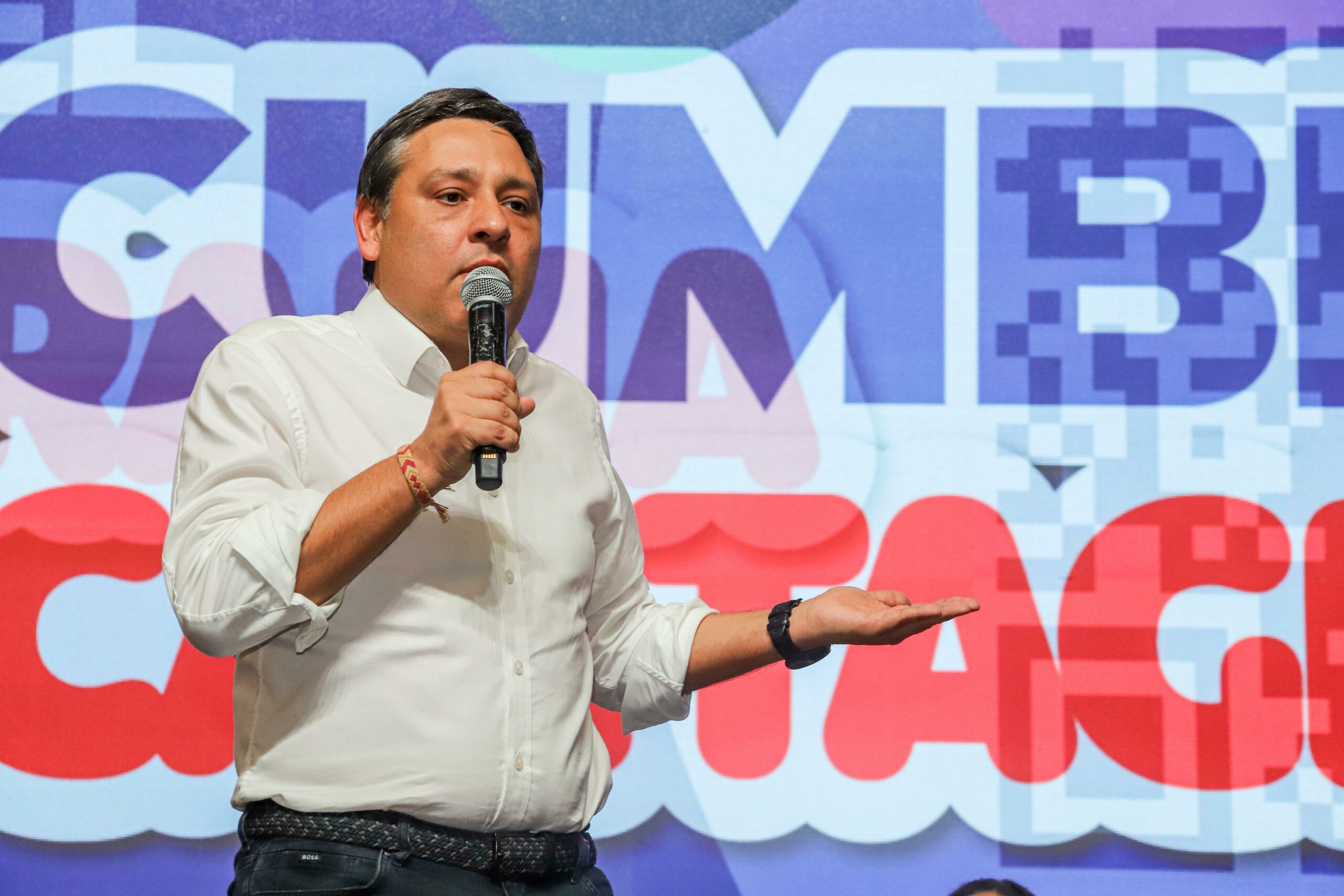 Mauricio Lizcano presenta propuesta para una reforma estructural del sistema energético y reducción de tarifas en la Costa Caribe