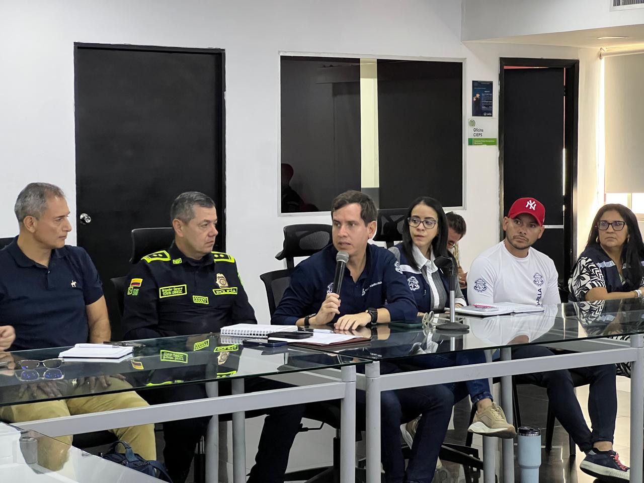 Distrito refuerza acciones para prevenir intoxicaciones por licor adulterado en Barranquilla