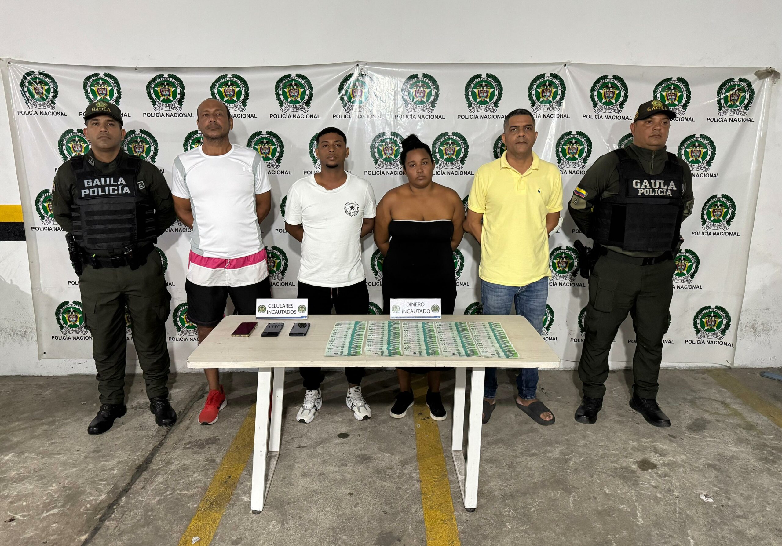 Capturan en flagrancia a cuatro personas por extorsión en Barranquilla