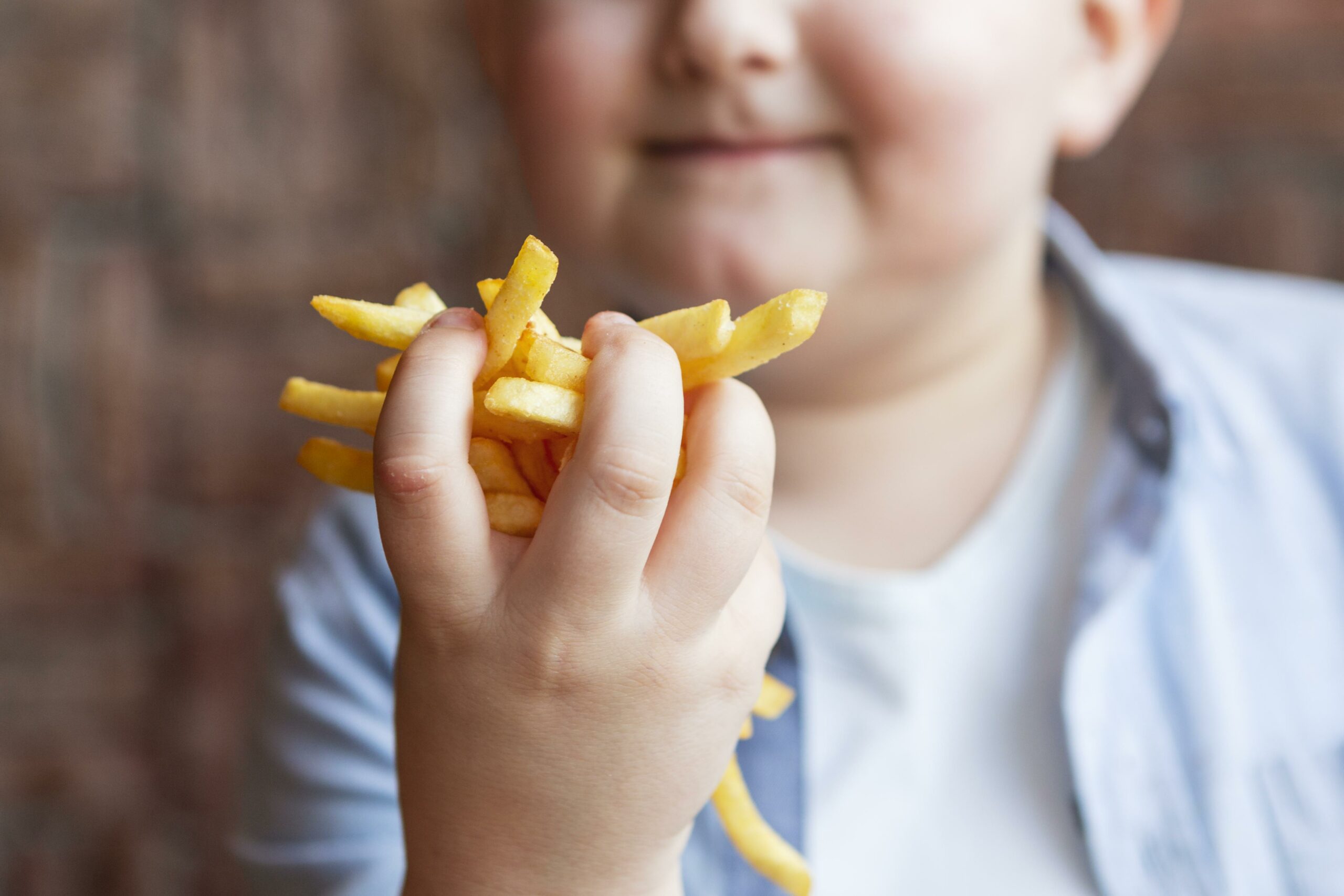 UNICEF alerta sobre el aumento de la obesidad infantil y expertos llaman a actuar desde el hogar
