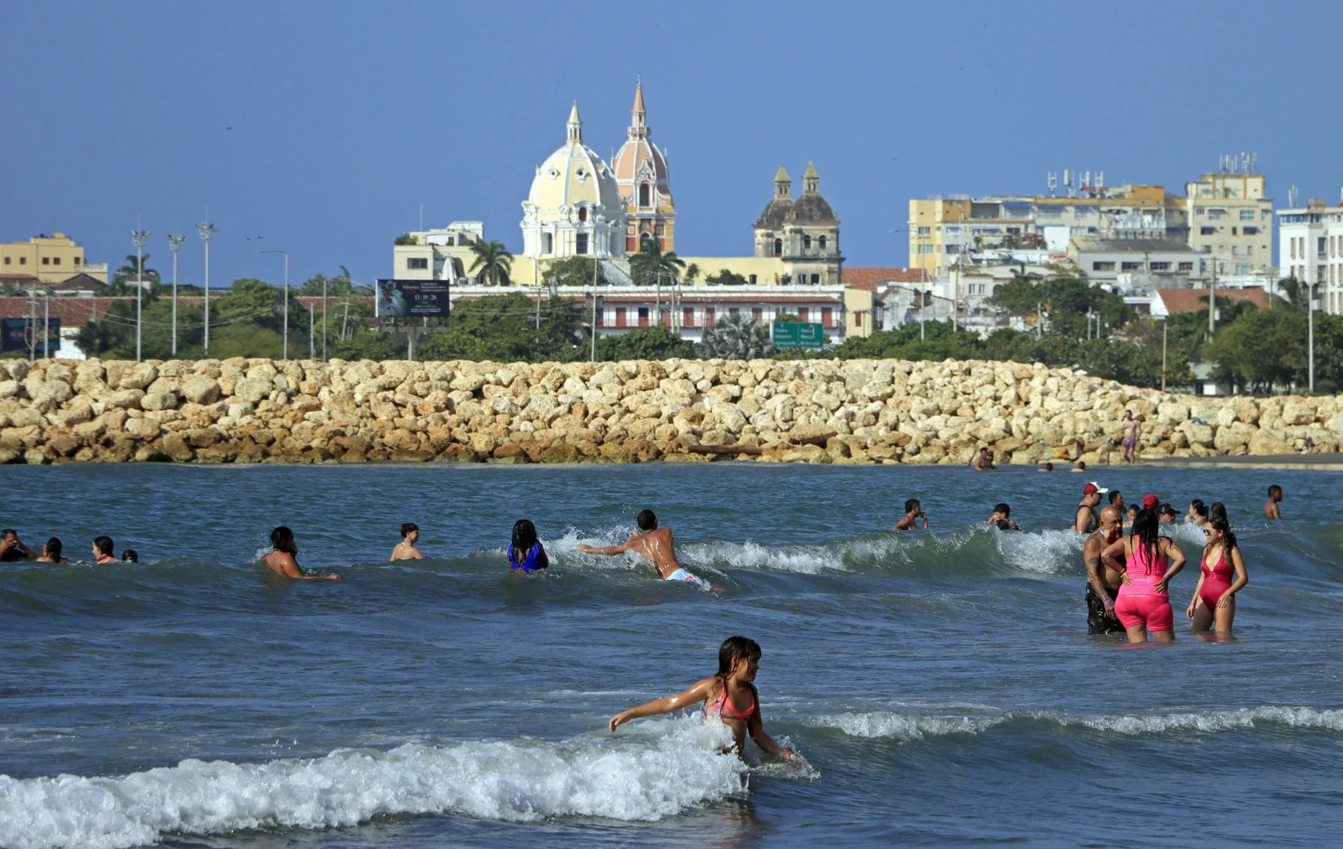 Alcalde de Cartagena exige cancelar licencia a agencia de turismo tras accidente de un visitante en Barú