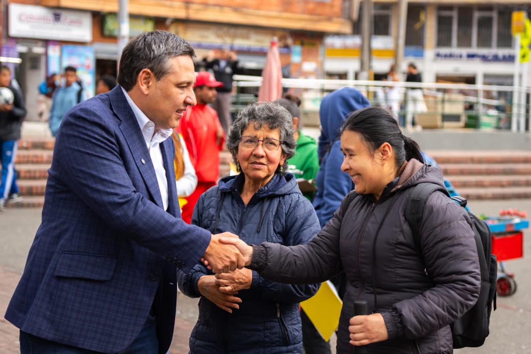 Mauricio Lizcano logra un millón de firmas y fortalece su camino hacia la Presidencia de Colombia
