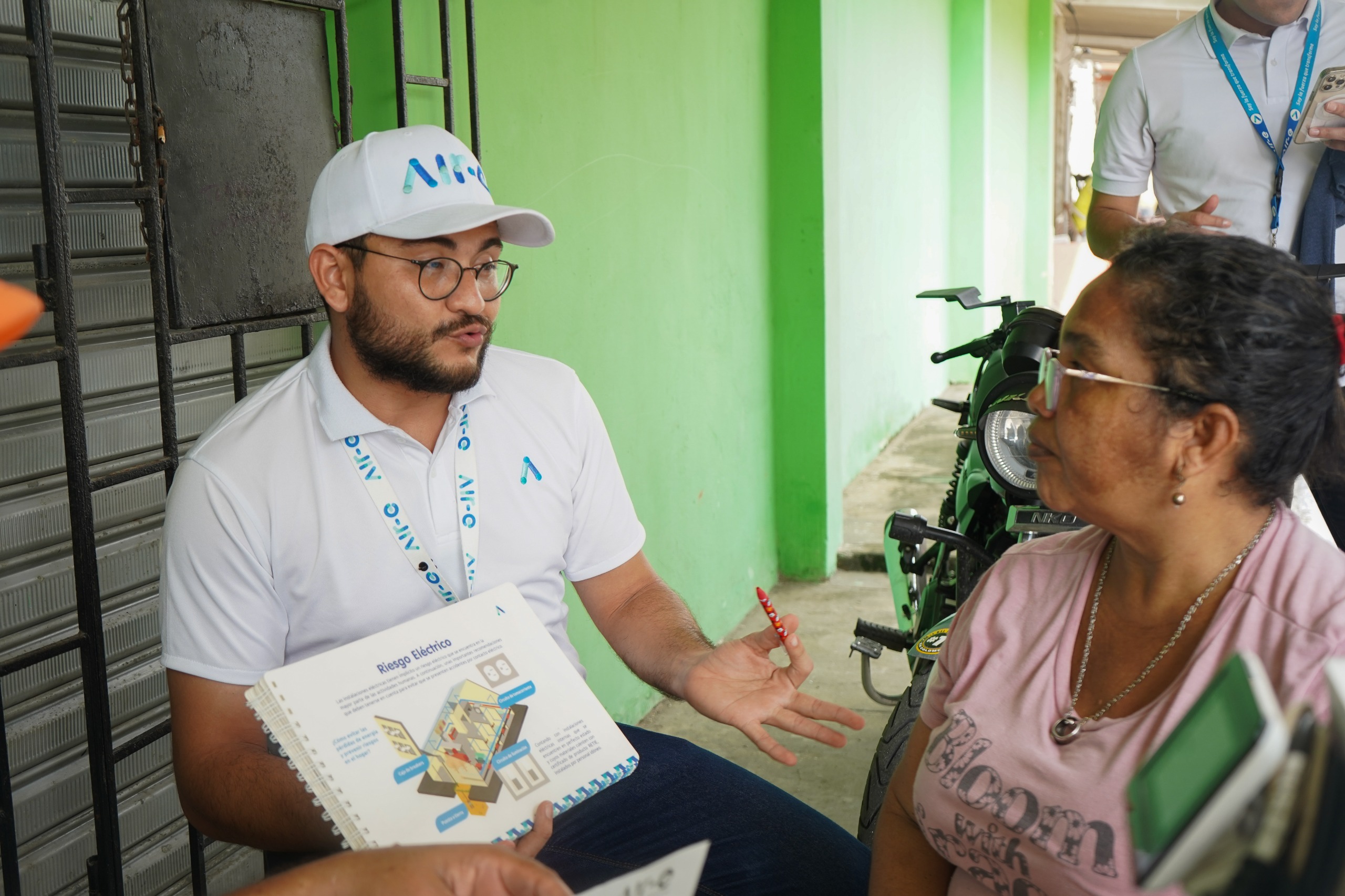 Más de 54.000 familias del Caribe transforman sus hábitos con la estrategia de uso responsable de energía de Air-e Intervenida