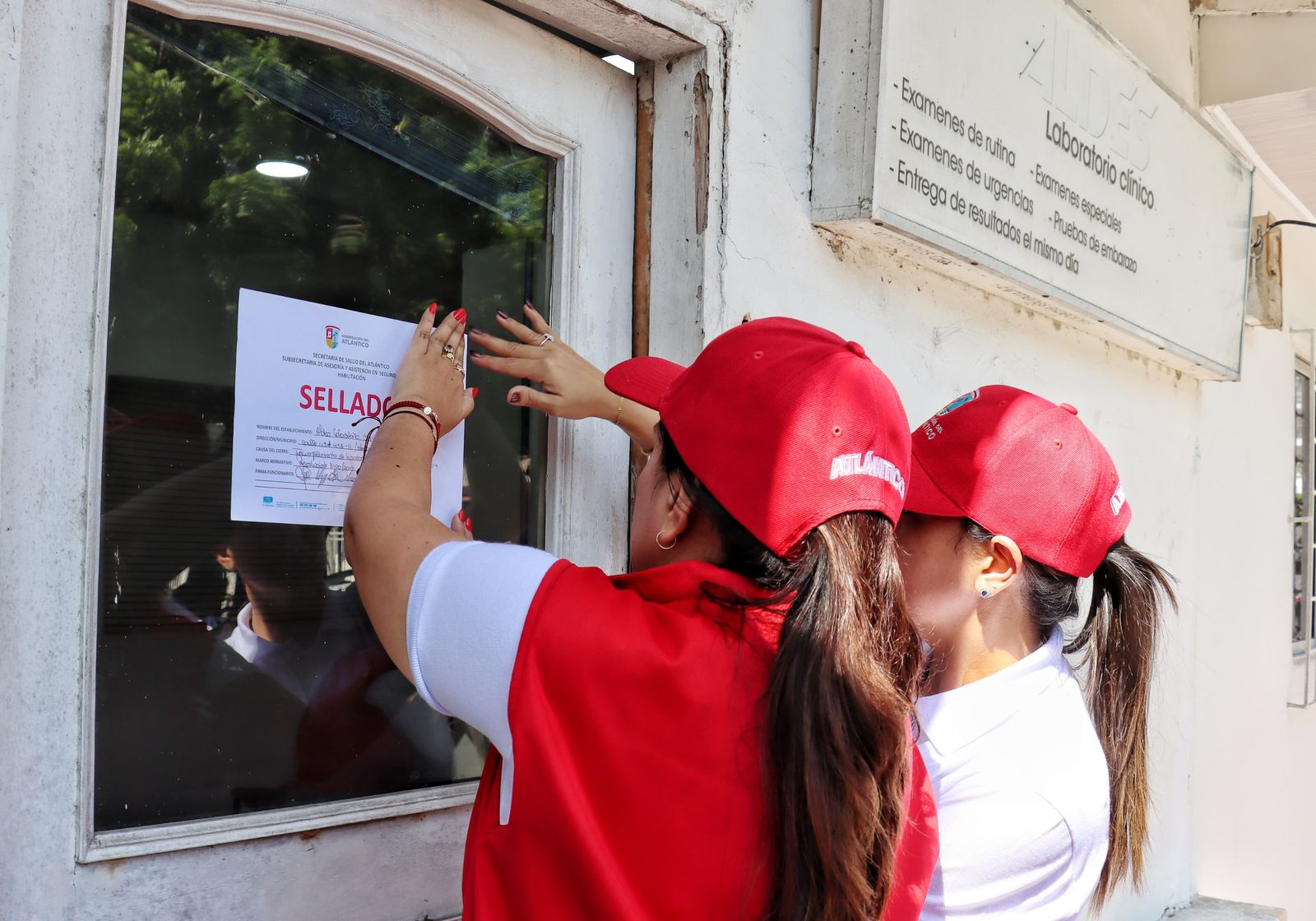Gobernación del Atlántico refuerza vigilancia sanitaria con más de 550 inspecciones en centros de salud