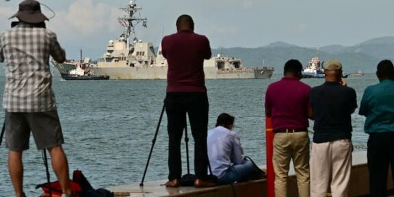 Destructor estadounidense abandona el Caribe tras maniobras cerca de costas venezolanas